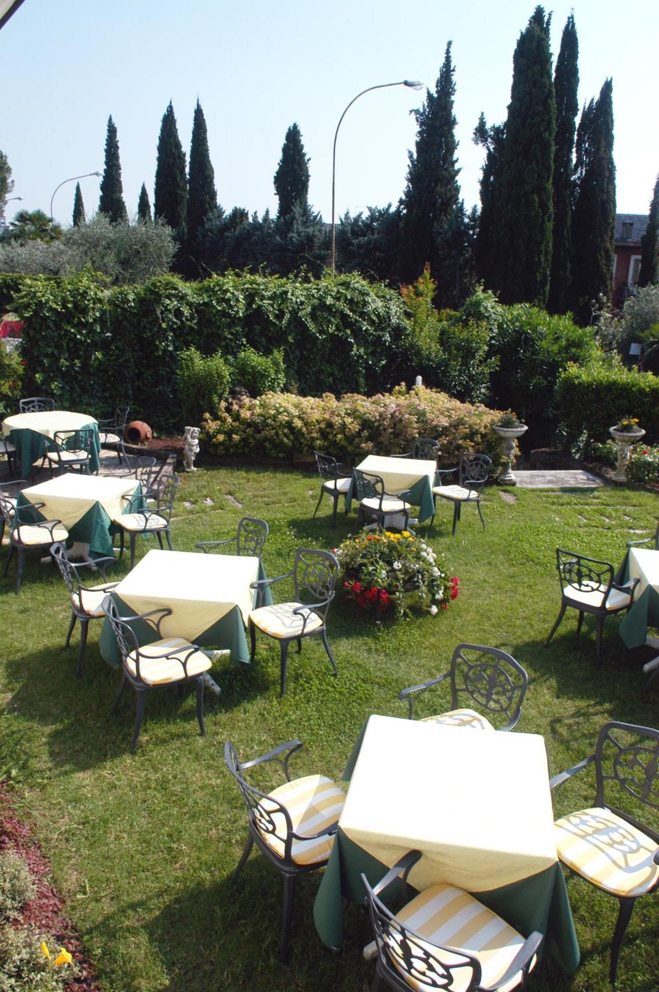 Hotel Smeraldo Lazise Dış mekan fotoğraf