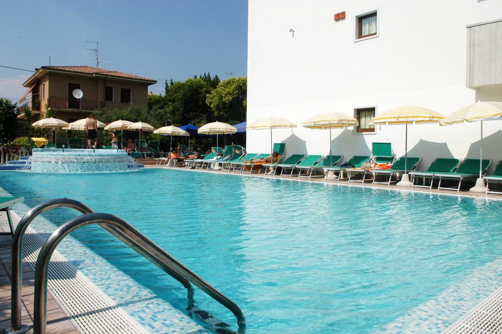 Hotel Smeraldo Lazise Dış mekan fotoğraf