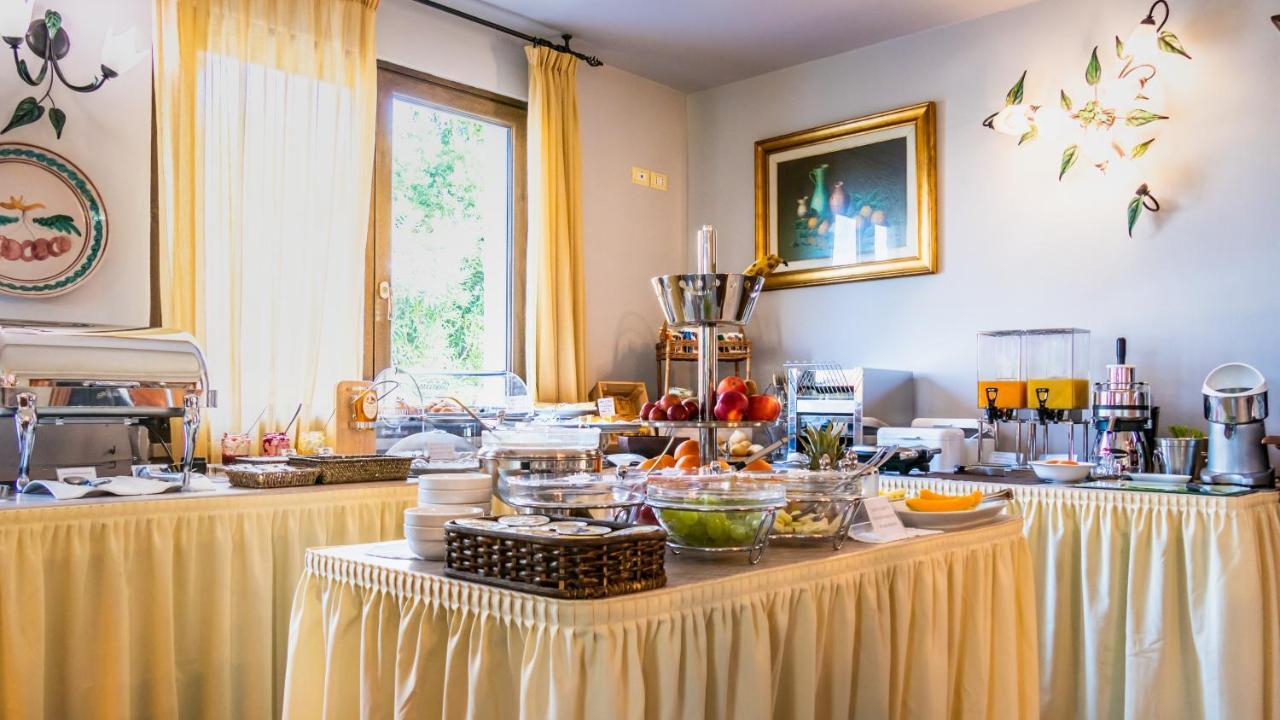 Hotel Smeraldo Lazise Dış mekan fotoğraf