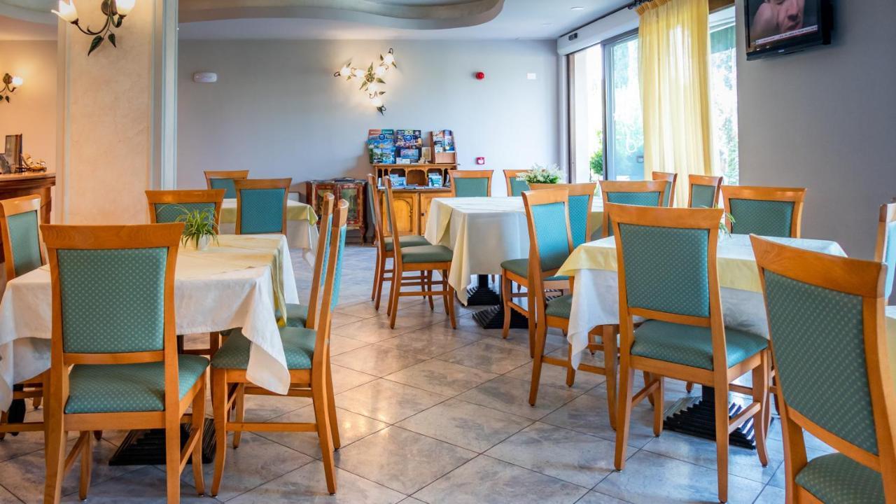 Hotel Smeraldo Lazise Dış mekan fotoğraf